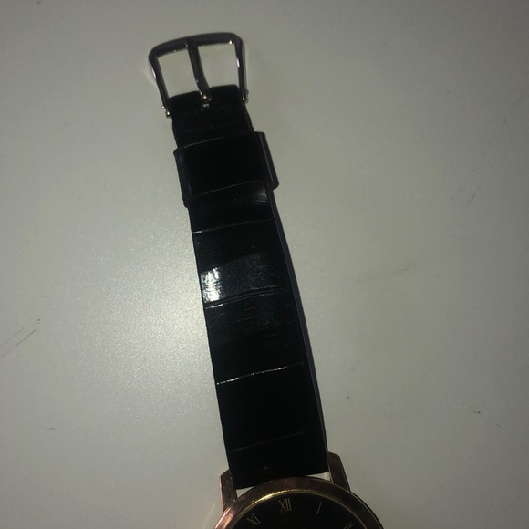 Gucci 2200M Watch (used) - Picture 5 of 7